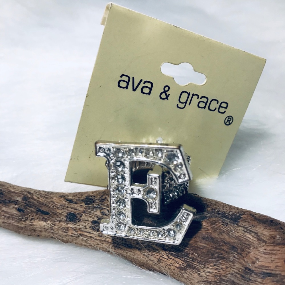 Ava & Grace ring